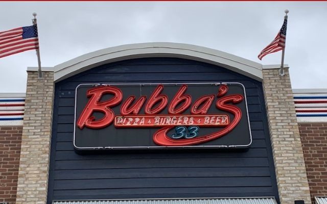 Bubba’s 33 Lends A Helping Hand To Family Support Services